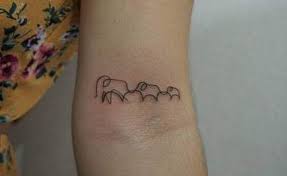 36 Ideas Tattoo Elephant Family Baby Mom For 2019 Elephant Family Tattoo Family Tattoos Small Tattoos