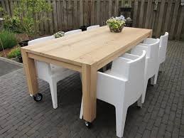 eiken tafel op wielen meubelmakerij houtengoed tafel op wielen tuintafels eiken tafel