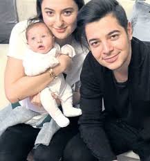 İşte kardelen acar hakkında merak edilenler. Erdal Acar In Cocuklari Kardelen Acar In Dogum Gununu Kutladi