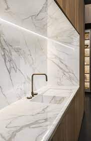 Adds an air of luxury wherever it is used, as in this bathroom cocina de neolith® calacatta, diseñada por domenico lupariello y annalisa manicone. Stand Doca Neolith Classtone Calacatta Eurocucina Salone Del Mobile 2018 Kitchen Room Design Modern Kitchen Design Kitchen Inspiration Design