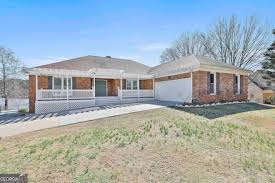 Maple Shade, Tyrone Real Estate & Homes for Sale