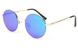 Plus qu'un moyen de protection, les solaires sont aujourd'hui un accéssoire de mode indispensable à toute panoplie. Lunette Soleil Ronde Miroir Bleu Kyl Lunette Tendance Livre En 48h
