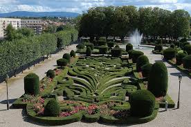 Jardin De Le Notre Jardin De L Eveche Castres Beautiful Gardens France Travel French Culture