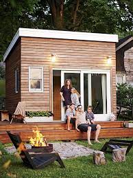 Articles About Family Builds Tiny Backyard Studio Even Tinier Budget On Dwell Com Backyard Studio Backyard Backyard Office