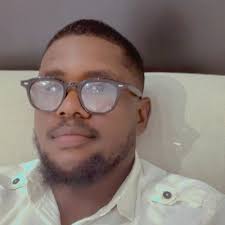 Stanley Lyon (@stnlekpe)