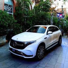The Brand New Mercedes Benz Eqc 400 4matic 408 Hp 300 Kw 765 Nm Range More 450 Km Charge Time In 40 Min From 10 80 Percent 0 100 New Mercedes Mercedes Benz