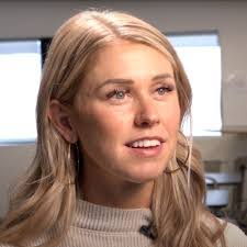 Lindsey Burwell's Instagram, Twitter & Facebook