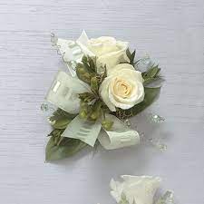 Our heaven scent boutique is located in downtown, charleston's historic market place and we ship anywhere in the united states. White Rose Corsage Heaven Sent Flowers Florist In Orange Texas