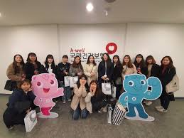 건강보험 당연적용 안내(보건복지부)', '외국인 건강보험 홍보 리플릿(국민건강보험공단)'을 꼭 확인하시기 바랍니다. 2019 11 11 ë³´ê±´í–‰ì •ì‹¤ìŠµ êµ­ë¯¼ê±´ê°•ë³´í—˜ê³µë‹¨ ì„œìš¸ì§€ì—­ë³¸ë¶€ ê¸°ê´€ë°©ë¬¸