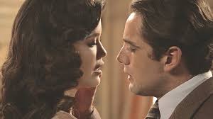 Reviva a história de amor de Danilo e Julia em 'Espelho da Vida'; veja  vídeos