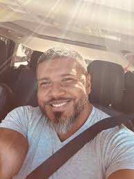 My shots from Sherwood's Lounge & Bistro this past Sunday. The place is  always bumping right as I leave to go downtown. But yea, Enjoy, share, tag  owners. ONE more Sunday left!