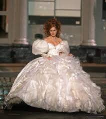 Les Plus Populaires Enchanted Onset 20060714 001 Amy Adams Fan The Gallery Enchanted Wedding Dress Enchanted Dress Top Wedding Dresses