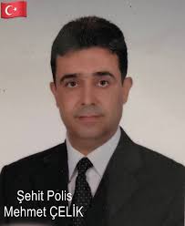 TüRKiYeMiN PoLiSLeRi