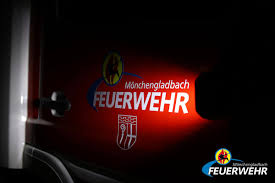 100 bis 130 km/h windböen. Fw Mg Feuerwehr Die Ganze Nacht Im Einsatz Presseportal