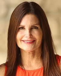 Vicki Ellis's Instagram, Twitter & Facebook