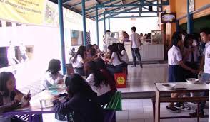 Kemudian wandi meminta agar siswa sman 5 untuk keluar dari wilayah kantin. 15 Jenis Makanan Paling Laris Di Kantin Sekolah Smp Dan Sma