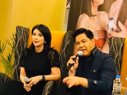 Gesendet von aurum am 02 november, 2020 um 10:37:54: Pops Fernandez 80s El Millor Pop Rock Dels 80 Amb Los 80 Principales Sommollet Let S Go Back When Life Was More Simple With Music From Philippines Singing Sweethearts During The 80s Ansyarilubiswulandari