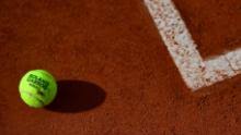 Now she faces grand slam winner sofia kenin for the title. Iga Swiatek Beats Sofia Kenin At French Open For First Grand Slam Title Cnn