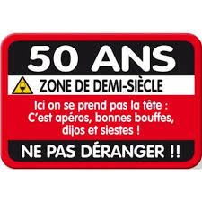 Plaque De Porte Humoristique 50 Ans Zone De Demi Siecle Pour Les Cinquantenaires Qui Prof En 2020 Carte Anniversaire 50 Ans 50 Ans Humour Anniversaire 50 Ans Humour