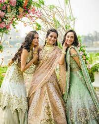 The Must Have Bride Bridesmaids Photos Bridesmaid Photoshoot Indian Wedding Poses Indian Wedding