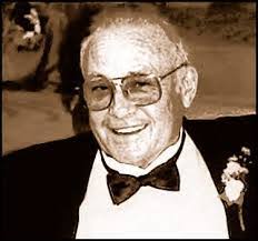 Zeb Thomas's Instagram, Twitter & Facebook