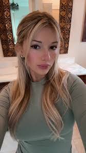 Erika Brockman's Instagram, Twitter & Facebook