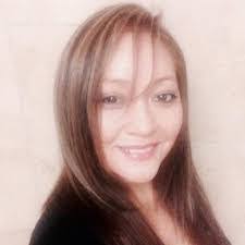 Evelyn Angelo's Instagram, Twitter & Facebook