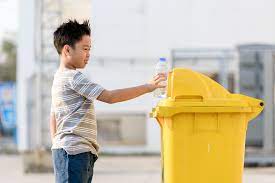 Contextual translation of buang sampah dalam tong into english. Pentingnya Ajarkan Buah Hati Buang Sampah Pada Tempatnya Smart Mom Club