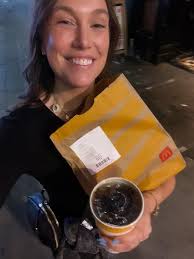 Dilly dallied, giggled, slurped, and stumbled all over Cape Cod,  Provincetown, and Boston with my fellow Scissor Sister @maitlynn_mosey +  the best tour guide we could have asked for @jules_rewels ✨ #fyp #