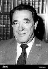 Robert maxwell hi-res stock photography and images