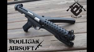 The weapon remained in use up until it was phased out in 1987 by the introduction of the l85a1 assault rifle. S T Airsoft Sterling L2a1 Smg Aeg From Evike Youtube