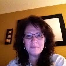 Kim Sanger's Instagram, Twitter & Facebook