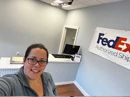 Ridgefield Mail Room opens: A need for the business in town