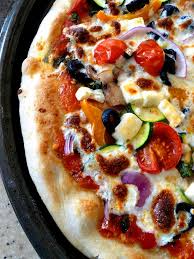 This Vegetarian Pizza Is Loaded With Bell Peppers Olives Onions And Even More Fresh Veggies The Mixture Of Sal Vegetarian Pizza Veggie Pizza Homemade Pizza