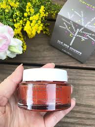 Cle Des Champs Produits De Beaute Naturels Hydrolat De Rose Produits De Beaute