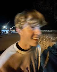 daniel newby ☯︎︎ (@dannystaywavy) • Instagram photos and videos