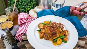 One Pan Honey Roasted Chicken And Potatoes Roasted Chicken And Potatoes Chicken Dinner Recipes Poultry Recipes