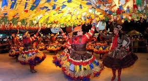 Hmmmmmm, festa junina chegando e você já está pensando nas comidas deliciosas dessa festa tradicional não é mesmo? Origem Da Festa Junina No Brasil