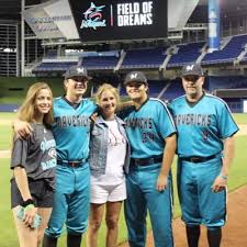 Aaron Vorachek (@AaronVorachek)