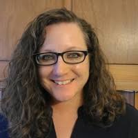 300+ profilů „Helmle“