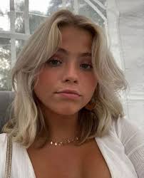 Lina Block (linablock03)