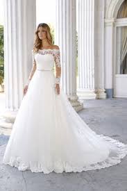 Pin By Valerie Boucher On Weddings December Wedding Dresses V Neck Wedding Dress Unusual Dresses