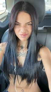 Profil de Alyssa Lux (alyssalux04)