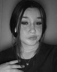 Lili Vincent (@lilirosevincent) • Instagram photos and videos