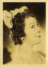 When they say "You dress up like Tourist Annie", this is the character they  speak about. Who remembers Tourist Annie? TOURIST ANNIE was one of those  street personalities who operated