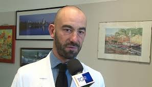 Direttore clinica malattie infettive dell'ospedale san martino di l'infettivologo matteo bassetti: Ex Infettivologo A Udine A Genova Si Vaccina Anche Matteo Bassetti Salute Tgr Friuli Venezia Giulia