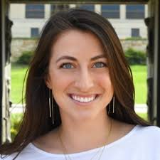 Anna Perrone's Instagram, Twitter & Facebook