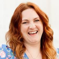 Adriana Bennett's Instagram, Twitter & Facebook