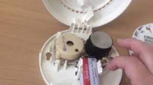 Working smoke alarms cut the risk of dying in a home fire by 50%, and that's important because a home fire starts every 83 seconds! Smoke Alarm Review Family Gard 83r Family Gard Fg200 Youtube