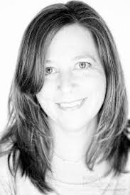 contact — Lizzie Kiessig